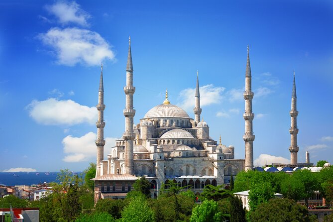 10-day Highlights of Turkey Tour - The Bosphorus gives Istanbul its best view