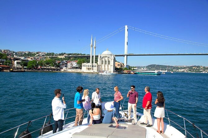 2-Hour Bosphorus Cruise in Istanbul with Guide - Setting Out from the Spice Bazaar at 5:30 pm