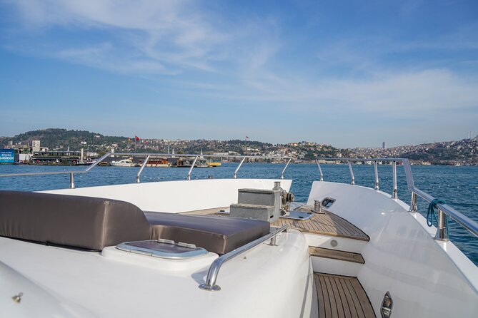 2 Hours Luxury Private Yacht Cruise on the Bosphorus - Sailing past Dolmabahçe and Çırağan Palaces
