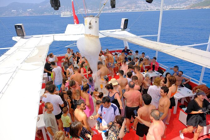Alanya Boat Trip w/Unlimited Drinks & Lunch (Free Hotel Transfer) - Devil’s Cave and the final swim