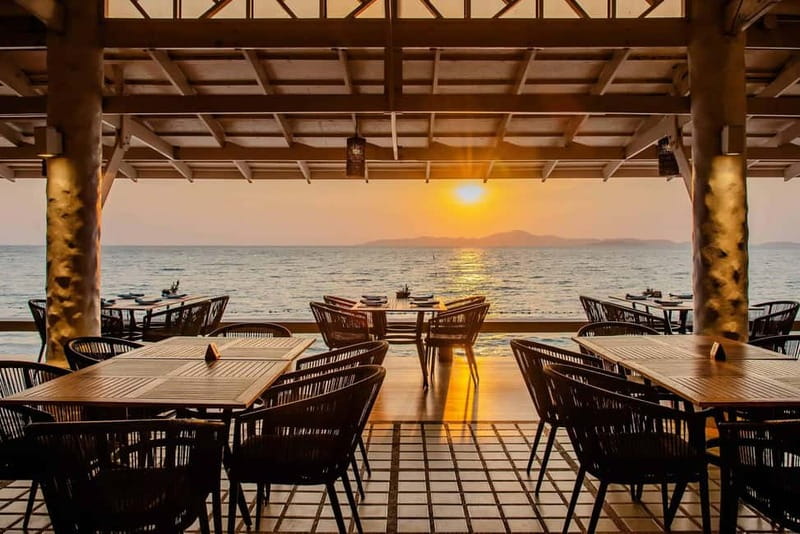 Alanya City Highlights & Sunset Beach BBQ Party - BBQ dinner and the belly dance show