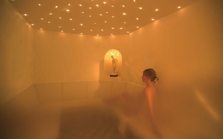 Alanya: Luxury Turkish Bath and Spa Experience - The lounge, tea, and marina view