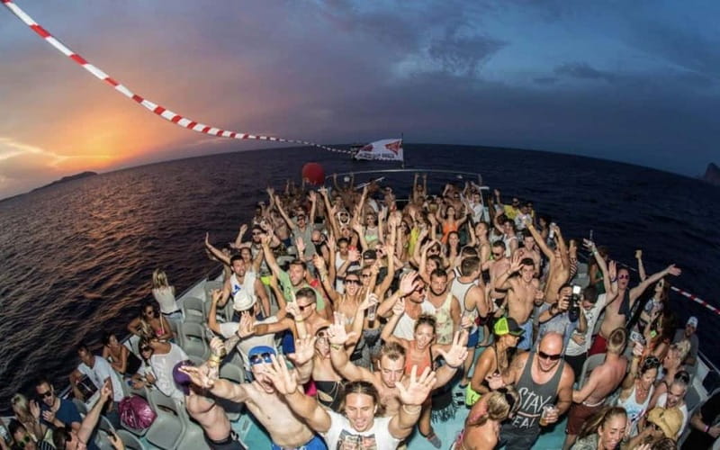 Alanya Optional Alcoholic Sunset Boat Cruise and Foam Party - The foam party and the night swim