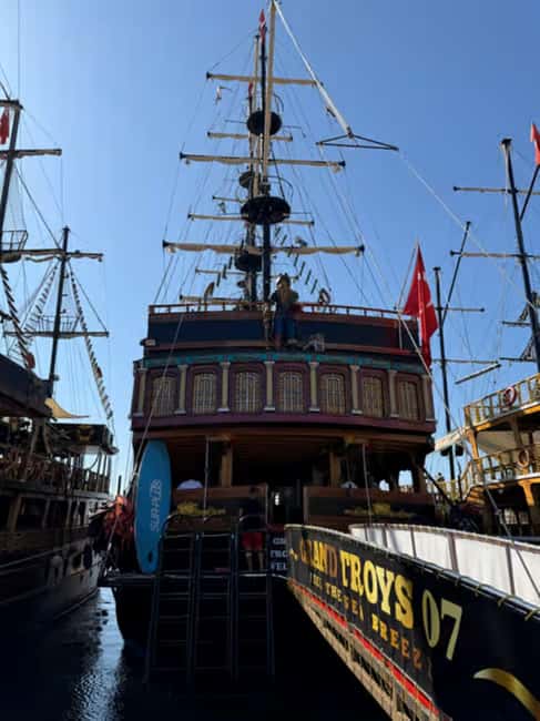 Alanya: Pirate Boat with Lunch and Unlimited Drinks - Should you book the Alanya pirate boat?