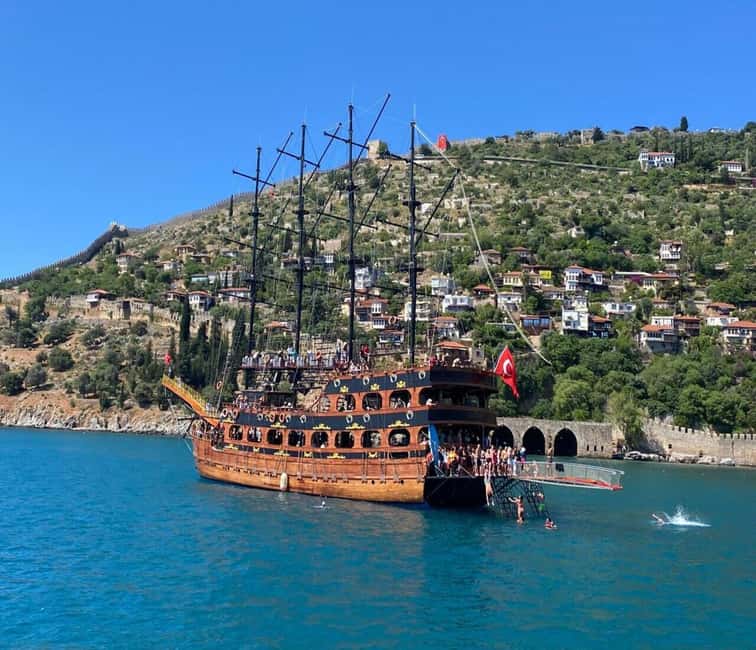 Alanya: Pirate Boat with Lunch and Unlimited Drinks - Three swim breaks in clear Mediterranean water