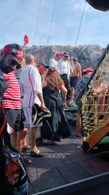 Alanya: Pirate Boat with Lunch and Unlimited Drinks - Price and overall value at $15