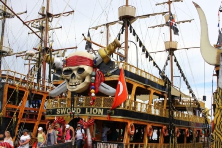Alanya: Pirate Ship Cruise with Food and Swimming Stops - Setting out from Alanya’s historic port