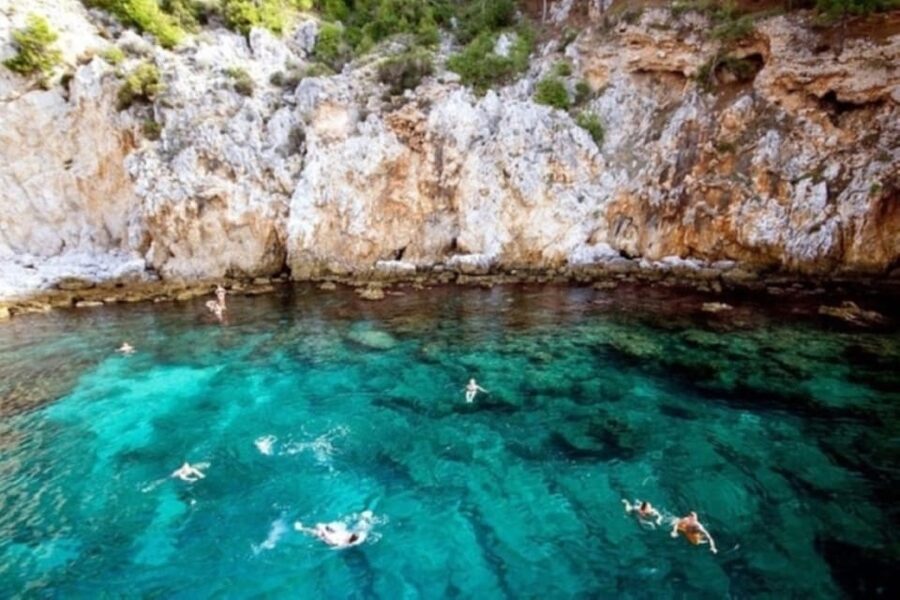 Alanya: Pirate Ship Cruise with Food and Swimming Stops - The foam party on the return trip