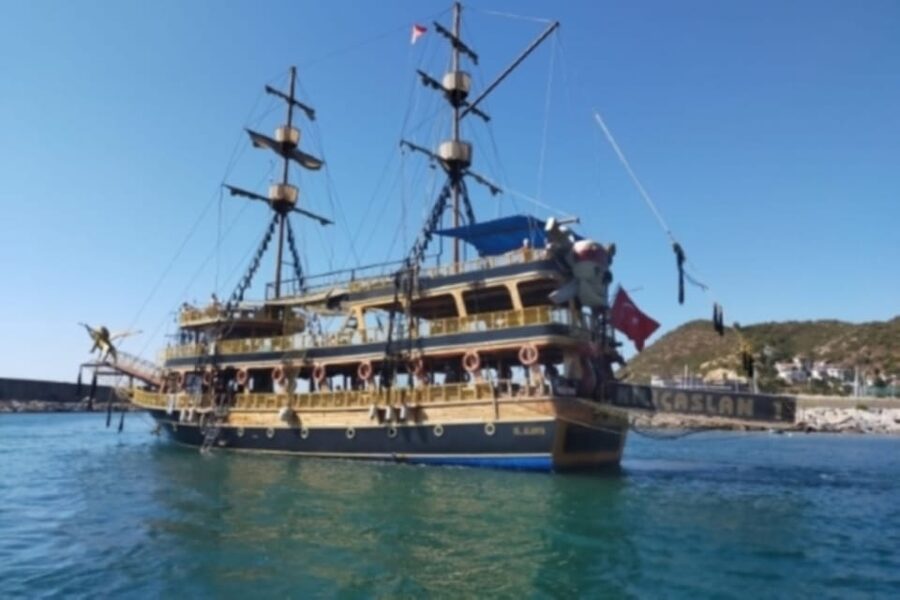 Alanya: Pirate Ship Cruise with Food and Swimming Stops - Who will enjoy this Alanya boat trip?
