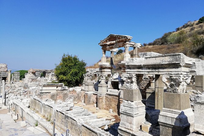 ALL INCLUSIVE Private Ephesus, House of Mary, LUNCH, Entrances - What private guiding adds to the price