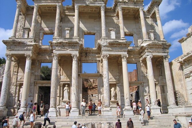 ALL INCLUSIVE Private Ephesus, House of Virgin Mary with lunch - Vehicles, guides, and the private-tour advantage