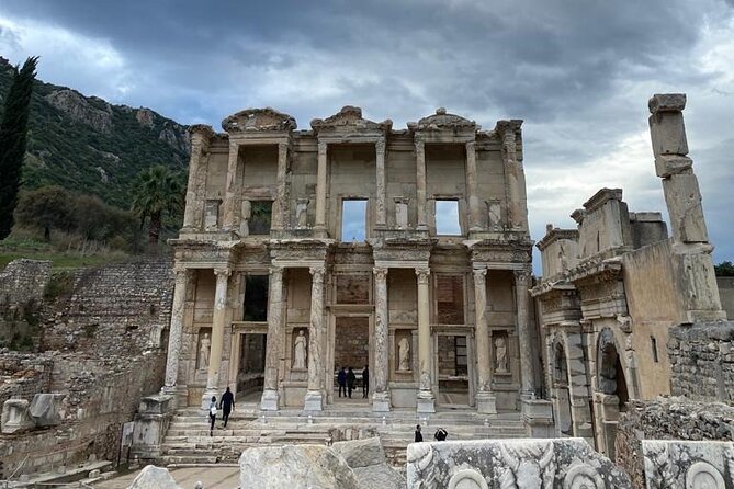 ALL INCLUSIVE Private Ephesus, House of Virgin Mary with lunch - Walking the marble streets of Ephesus