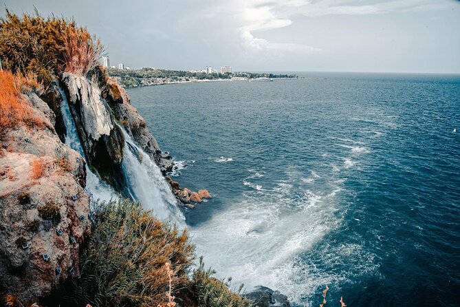 Antalya: City Tour with Boat Trip, Old Town & Waterfalls - Lunch in Kaleici and what to expect