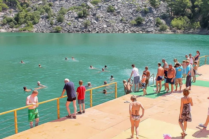 Antalya: Green Canyon Boat Trip w/Lunch near Green Lake - Lunch with a view over the lake
