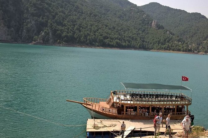 Antalya: Green Canyon Boat Trip with Lunch and Drinks - Green Canyon boat trip at a glance