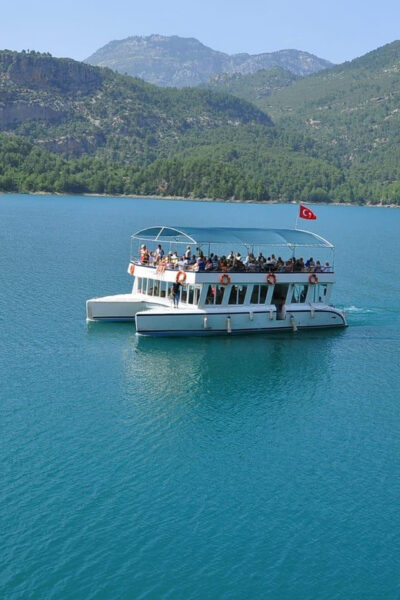 Green Canyon Boat Trip with Lunch & Soft Drinks