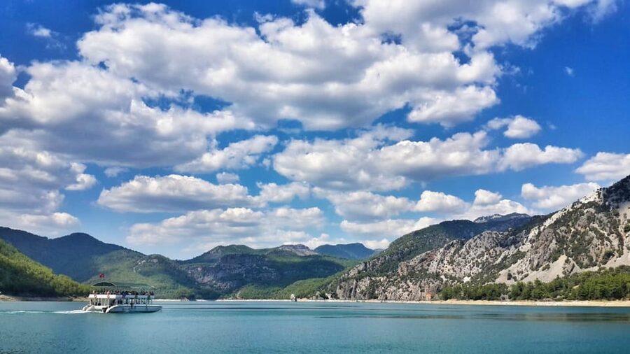 Antalya: Green Canyon Boat Trip with Lunch & Soft Drinks - Guide quality and organization
