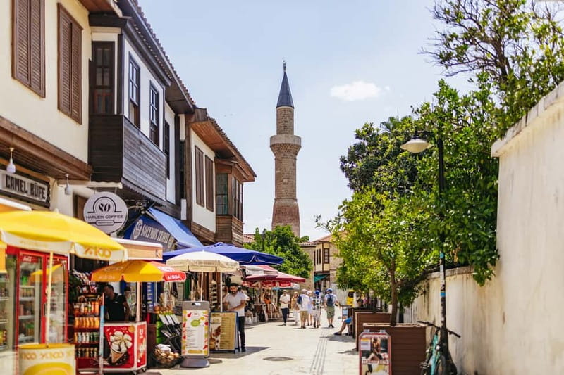 Antalya: Guided City Tour with Top 2 Waterfalls incl. Lunch - Lunch in Konyaaltı and the optional-feeling extras