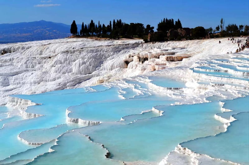 Antalya: Pamukkale Tour with Hot Air Balloon and Lunch - The balloon flight over Pamukkale at sunrise