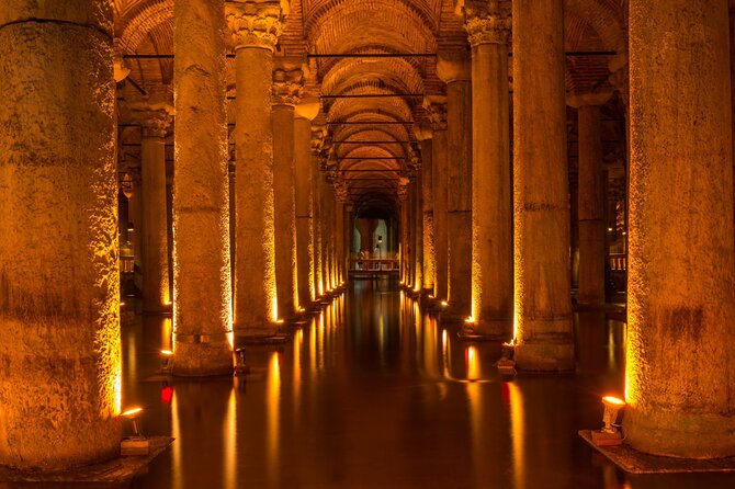 Basilica Cistern Skip-the-Line Ticket with Guided Tour - The guide makes the difference