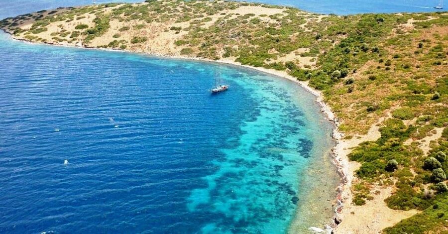 Bodrum Boat Tour with Lunch: Beaches and Islands - Black Island and its hot springs