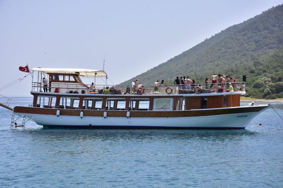 Bodrum: Orak Island Boat Tour with Swim Stops and Lunch - Key points to know before you book