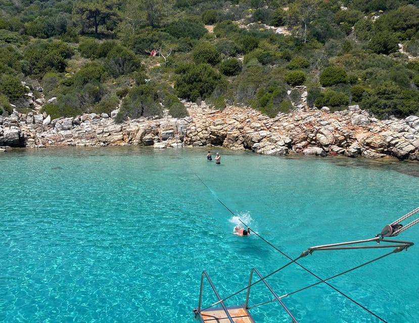 Bodrum: Orak Island Boat Trip with Lunch & Optional Transfer - The crew and the feel of the day