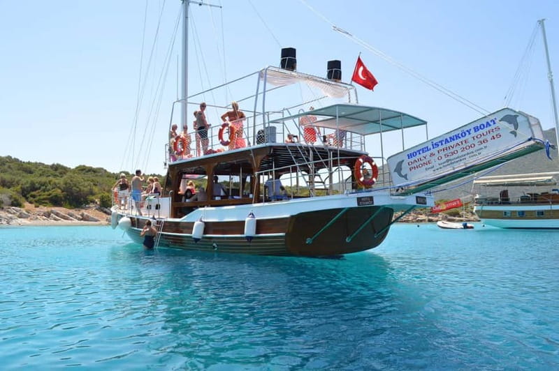 Bodrum: Orak or Black Island Boat Tour with Lunch - Black Island Cave Hot Spring: your first swim