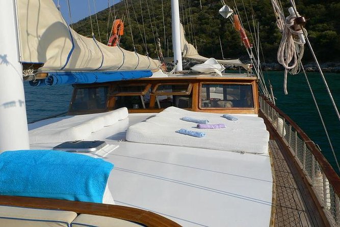 Bodrum Private Gulet Tour with Lunch - Karaada and the black island route