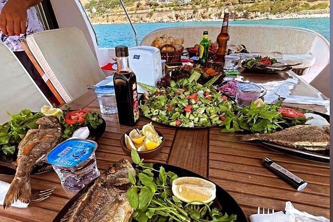 Bodrum Private Motor-Yacht Tour With Lunch For 6 Hours - Starting at Bodrum’s Kumbahçe Halikarnas pier