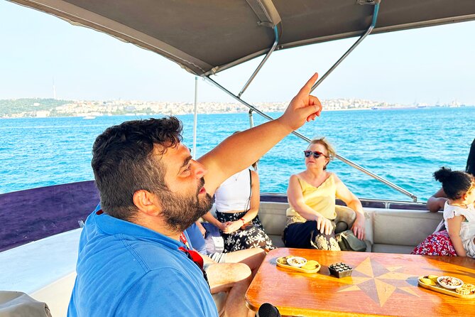 Bosphorus & Golden Horn: Sunset Yacht Cruise with Expert Guide - Rumeli Fortress and the northern stretch