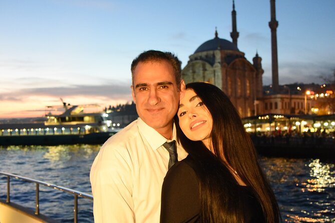Bosphorus Night Cruise with Luxury Yacht - Crossing the Fatih Sultan Mehmet Bridge