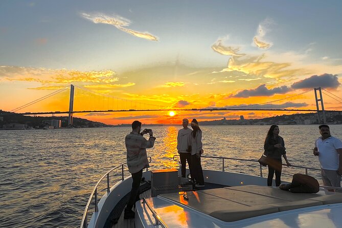 Bosphorus Sunset Yacht Cruise with Snacks and Live Guide - Dolmabahçe Palace and Istanbul’s royal waterfront