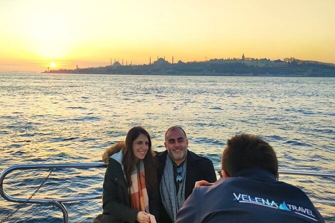 Bosphorus Sunset Yacht Experience: Istanbul’s Best - Returning Toward the Golden Horn and Maiden’s Tower
