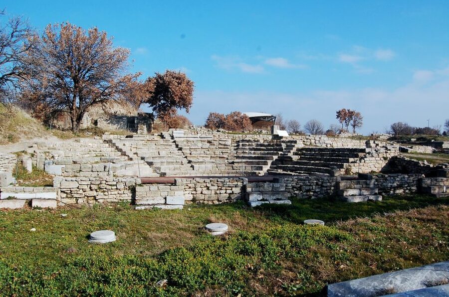 Canakkale: Full-Day Troy and Gallipoli Tour - Starting in Çanakkale and crossing the Dardanelles