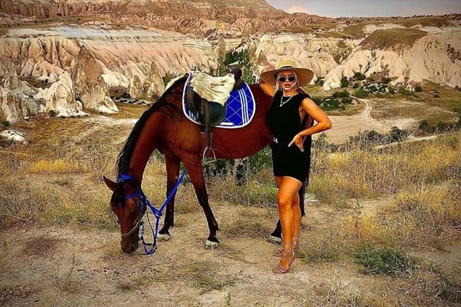 Cappadocia 2 hours Horse Riding Experience - flexible time - Starting near Göreme bus station