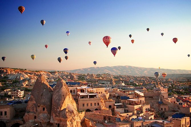 Cappadocia Balloon Flight - Breakfast before the sky turns bright