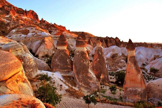 Cappadocia: Full-Day Small Group Tour with Lunch & Tickets - Avanos pottery: A useful cultural stop with a sales element