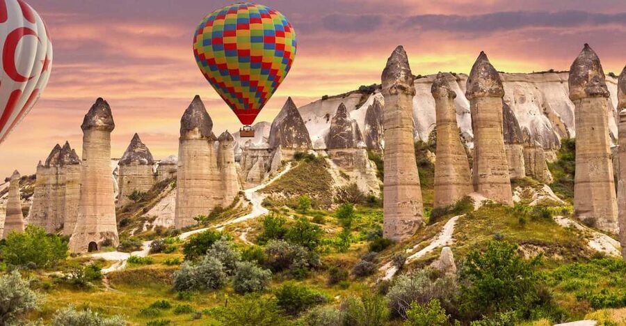 Cappadocia: Göreme Sunrise Hot Air Balloon Ride w/ Breakfast - Why a Cappadocia balloon ride is worth the early alarm