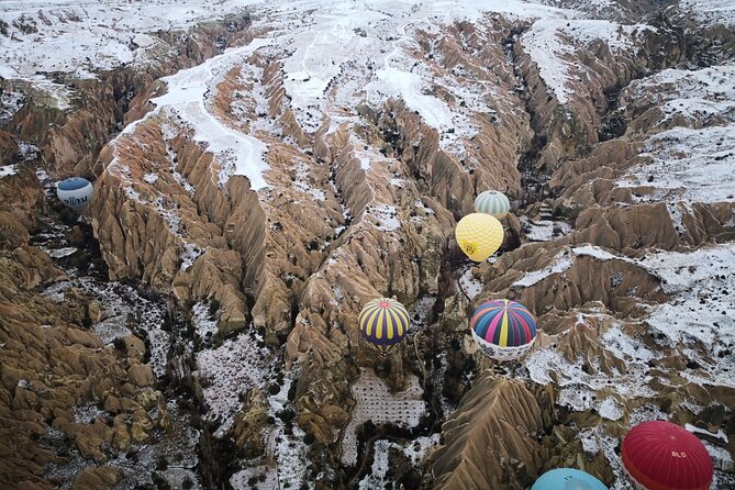 Cappadocia Hot Air Balloon Tour In Goreme - Safety, Landing, and Passenger Comfort