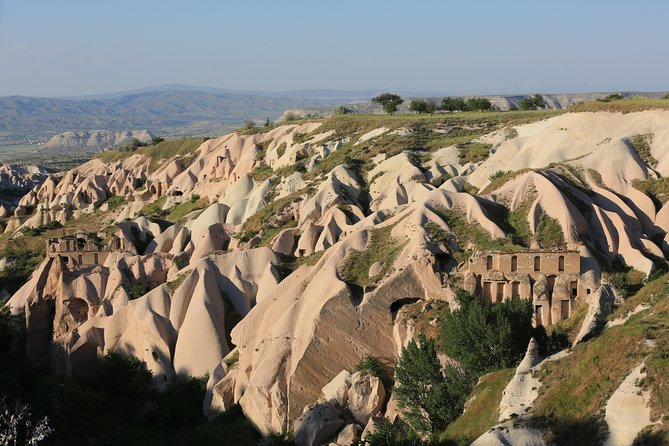 Cappadocia PRIVATE TOUR, All in One Day ,with guide( ENG-Portguse - Fairy chimneys, Urgup, and the shapes of volcanic rock
