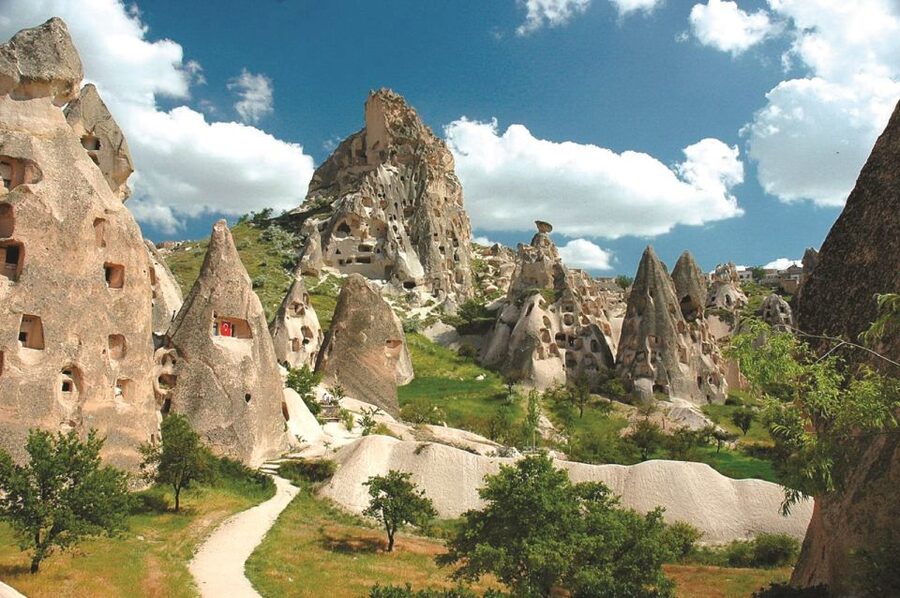 Cappadocia: Red Tour with Entry Fees and Lunch - Lunch at a local restaurant