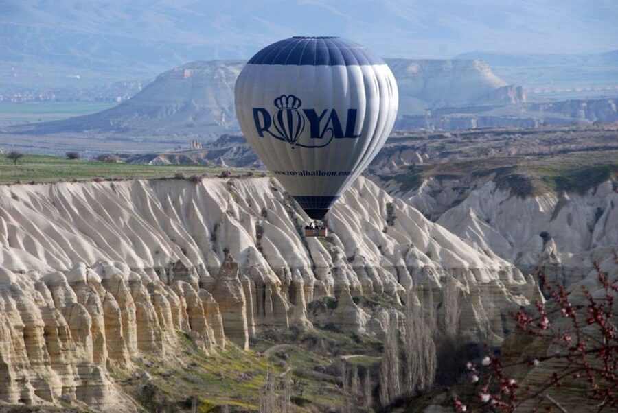 Cappadocia: Royal Queen Hot Air Balloon Tour at Sunrise - Should you book Royal Queen?
