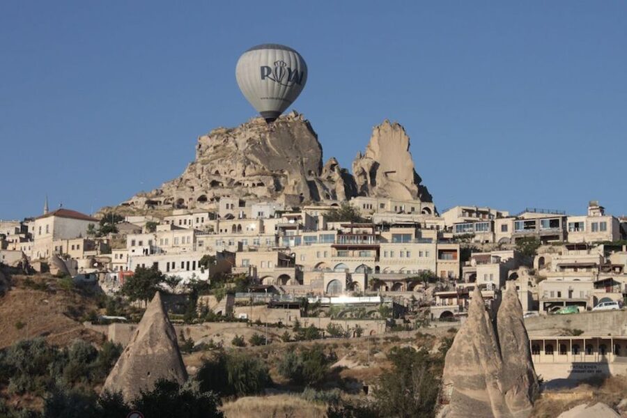 Cappadocia: Royal Queen Hot Air Balloon Tour at Sunrise - Why Cappadocia belongs on your sunrise schedule