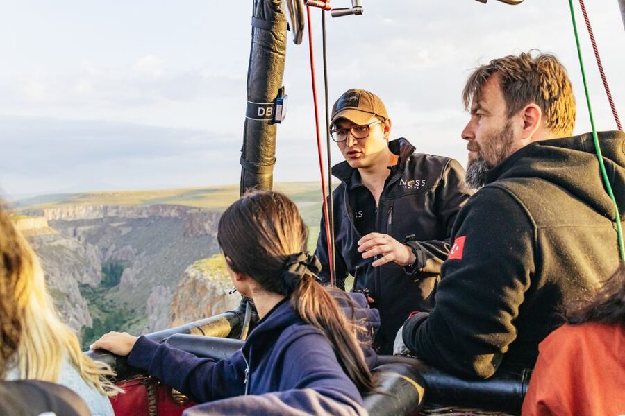 Cappadocia: Soganli Valley Hot Air Balloon Tour at Sunrise - What the one-hour flight feels like