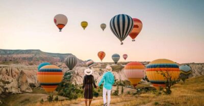 Sunrise Balloon Watching Tour with Photographer