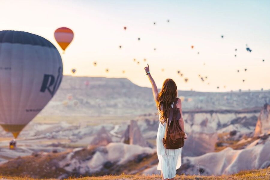 Cappadocia: Sunrise Balloon Watching Tour with Photographer - Love Valley and the fairy chimneys