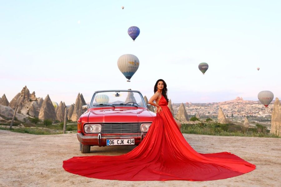 Cappadocia: Sunrise, Day Tour & Sunset Classic Car Tour - Day Tour: A Quieter Two-Hour Option