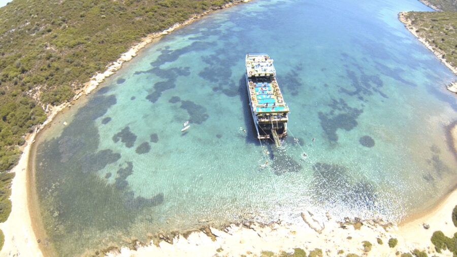 Cesme: Islands and Bays Boat Trip with BBQ Lunch - The five things worth knowing first
