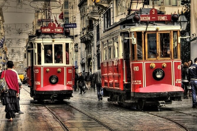 Circle Istanbul (Extraordinary Istanbul) - The Bosphorus from the water